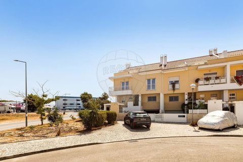 3 bedrooms House in Alcochete, Portugal No. 310193