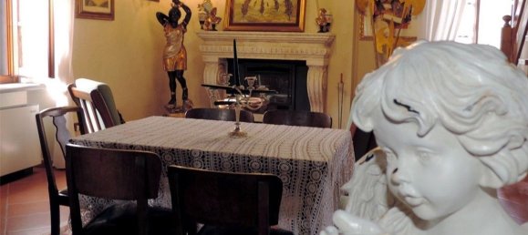 31 room House in Villafranca in Lunigiana, Italy No. 205704 23