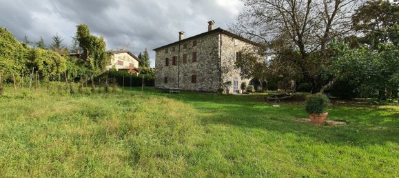 31 room House in Villafranca in Lunigiana, Italy No. 205704 3