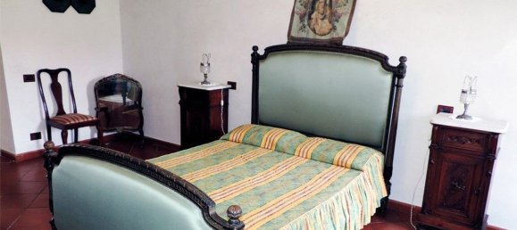 31 room House in Villafranca in Lunigiana, Italy No. 205704 30