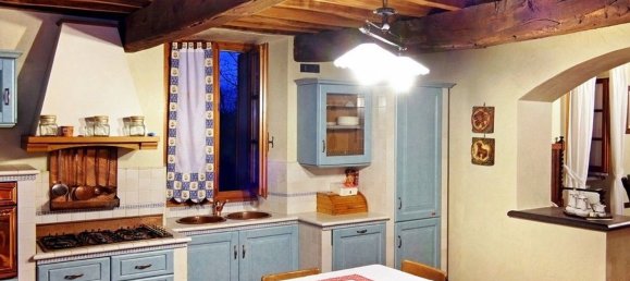 31 room House in Villafranca in Lunigiana, Italy No. 205704 26