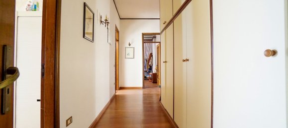 Apartamento de 6 habitaciónes en Eboli, Italy No. 7388 15