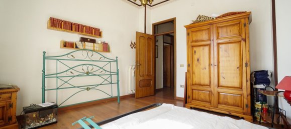 Apartamento de 6 habitaciónes en Eboli, Italy No. 7388 18