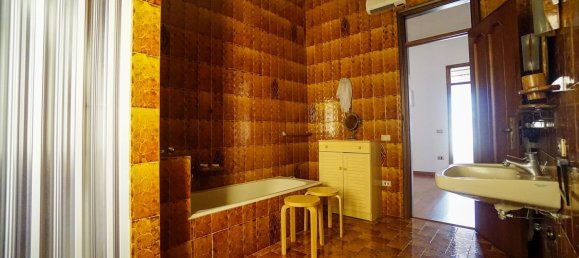 Apartamento de 6 habitaciónes en Eboli, Italy No. 7388 24