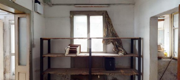 Коммерческая недвижимость с 3 комнатами в Бриндизи, Италия № 257668 12