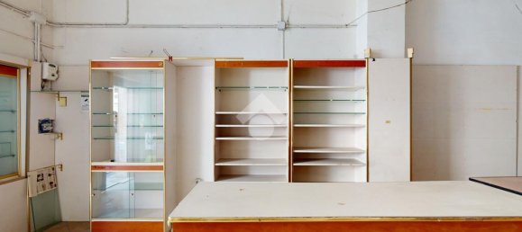 Коммерческая недвижимость с 3 комнатами в Бриндизи, Италия № 257668 4