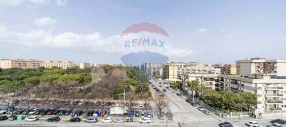 3 rooms Apartment in Bari, Italy No. 11641 19