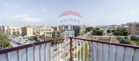 3 rooms Apartment in Bari, Italy No. 11641 17