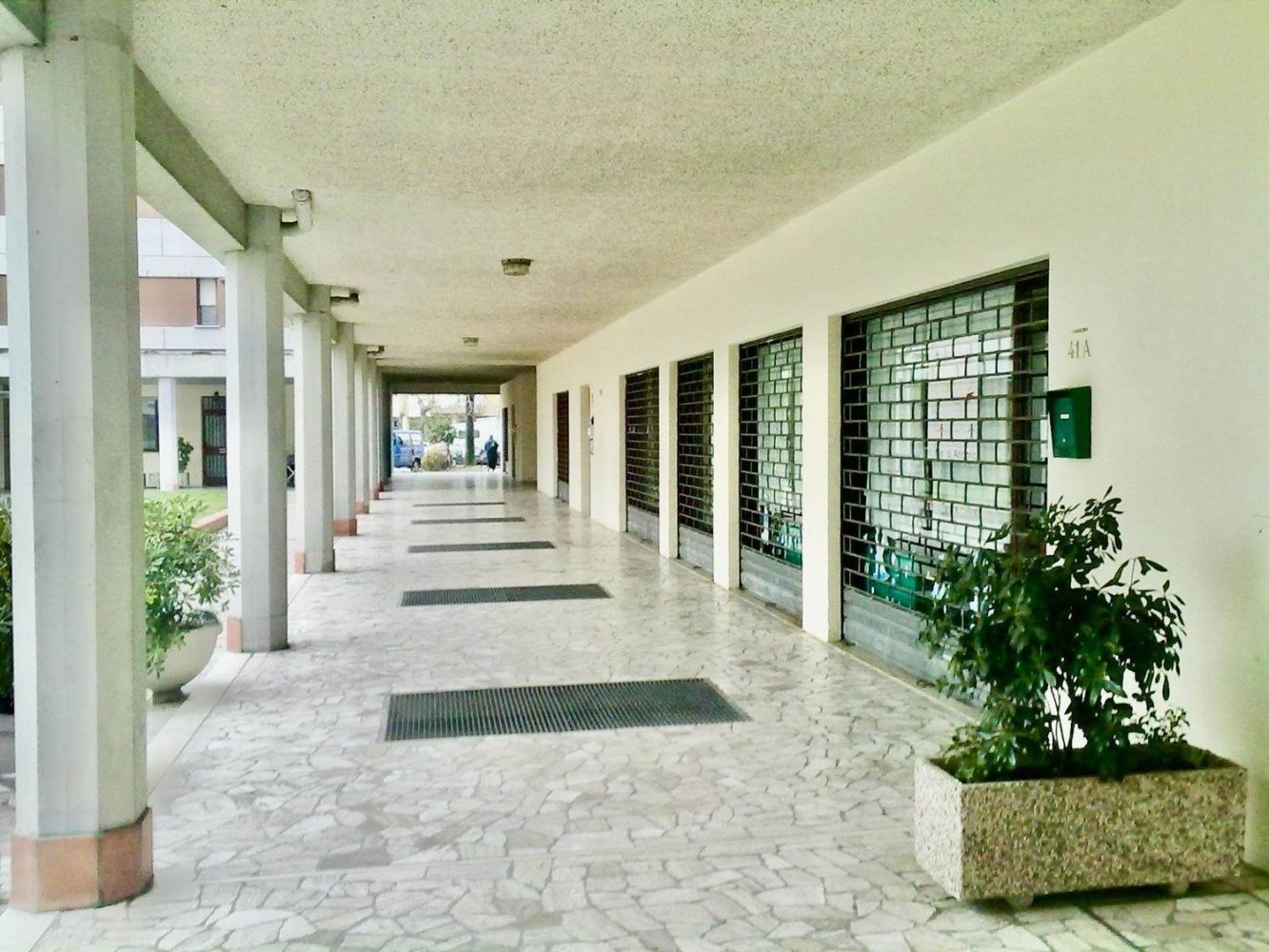 2 rooms Commercial property in Spinea, Italy No. 169666