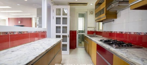 4 Schlafzimmer Wohnung in Tay Ho, Vietnam, Nr. 761 6