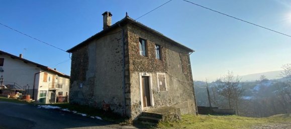 10 rooms House in Mioglia, Italy No. 82097 3