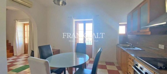 2 bedrooms Apartment in Senglea, Malta No. 11087 6