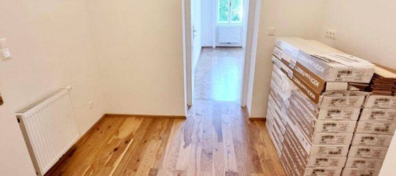 Studio in Vienna, Austria No. 96700 21