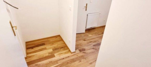 Studio in Vienna, Austria No. 96700 16