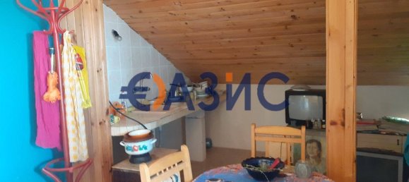 Casa de 4 dormitorios en Sveti Vlas, Bulgaria No. 1009 11