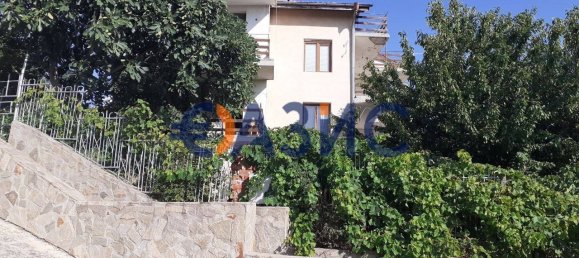 Casa de 4 dormitorios en Sveti Vlas, Bulgaria No. 1009 2