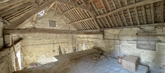 3 bedrooms House in Morienval, France No. 157917 8