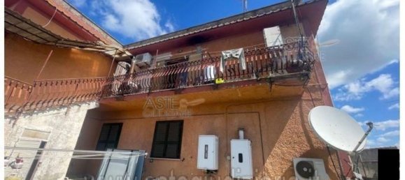 11-salle Maison à Latina, Italy No. 28919 12