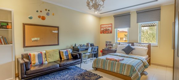 4 bedrooms Villa in Jumeirah Park, UAE No. 55513 12