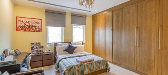 4 bedrooms Villa in Jumeirah Park, UAE No. 55513 9