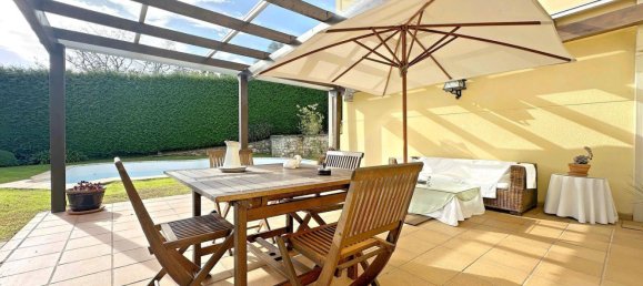 5 Schlafzimmer Haus in Bergondo, Spain, Nr. 48522 3