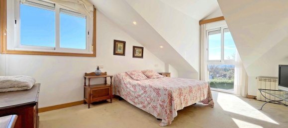 5 Schlafzimmer Haus in Bergondo, Spain, Nr. 48522 30