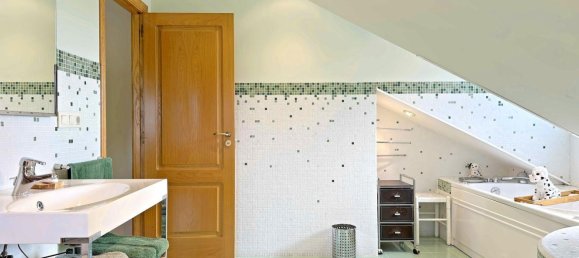 5 Schlafzimmer Haus in Bergondo, Spain, Nr. 48522 40