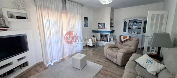 Квартира с 3 спальнями в Борго Сан Лоренцо, Италия № 267320 3