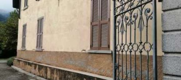 4 rooms Apartment in Como, Italy No. 6808 26
