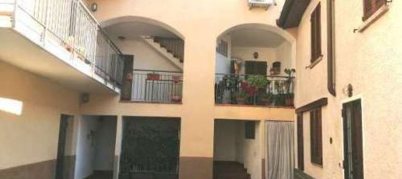 4 rooms Apartment in Como, Italy No. 6808 3