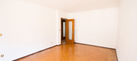 5 غرف نوم شقة في Trento, Italy رقم 352605 2