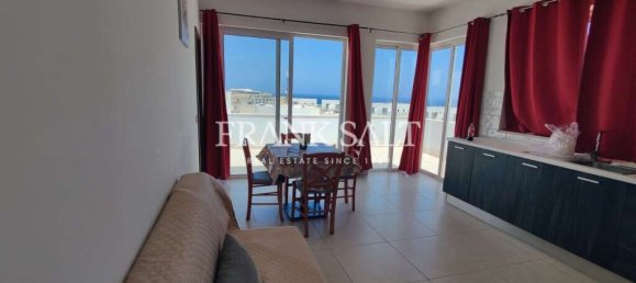 2 bedrooms Penthouse in Saint Paul's Bay, Malta No. 10957 2