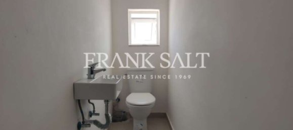 2 bedrooms Penthouse in Saint Paul's Bay, Malta No. 10957 9