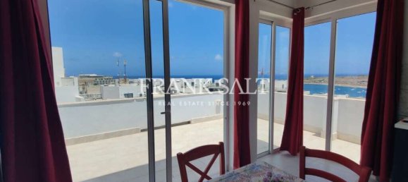 2 bedrooms Penthouse in Saint Paul's Bay, Malta No. 10957 3