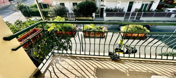 3 rooms Apartment in Sestri Levante, Italy No. 37696 2