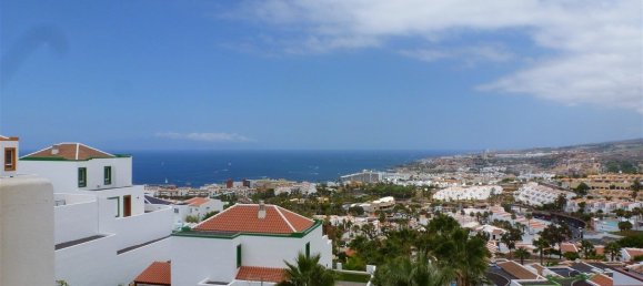 4 bedrooms House in Adeje, Spain No. 28125 20