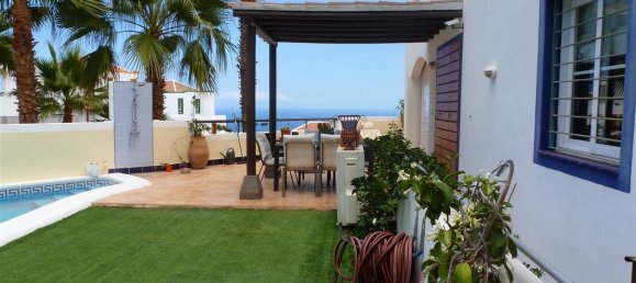 4 bedrooms House in Adeje, Spain No. 28125 19