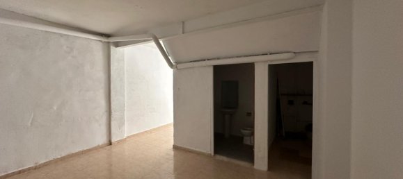 Gewerbliche Immobilien in Alicante, Spain 78m², Nr. 369820 3