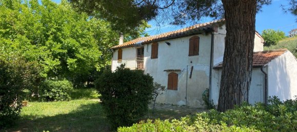 5 rooms House in Sant'Elpidio a Mare, Italy No. 102608 19