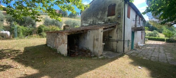 5 rooms House in Sant'Elpidio a Mare, Italy No. 102608 6