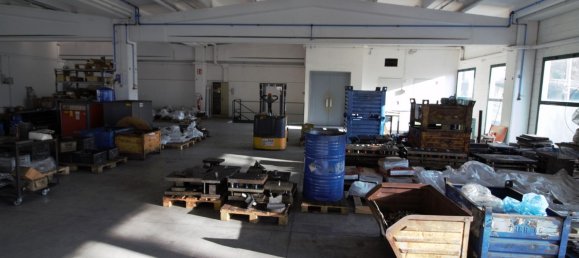 Lagerhaus in Ballabio, Italy 1200m², Nr. 336451 27