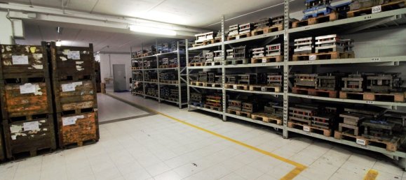 Lagerhaus in Ballabio, Italy 1200m², Nr. 336451 7