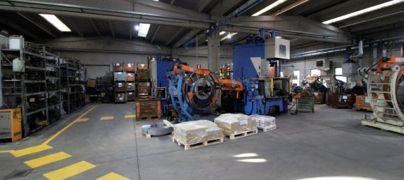 Lagerhaus in Ballabio, Italy 1200m², Nr. 336451 15