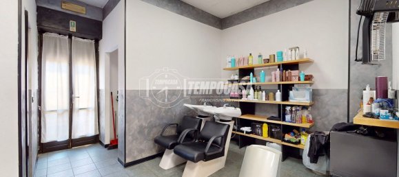 54m² Commercial property in Turin, Italy No. 308082 9