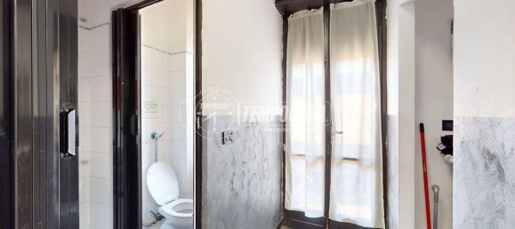 54m² Commercial property in Turin, Italy No. 308082 15