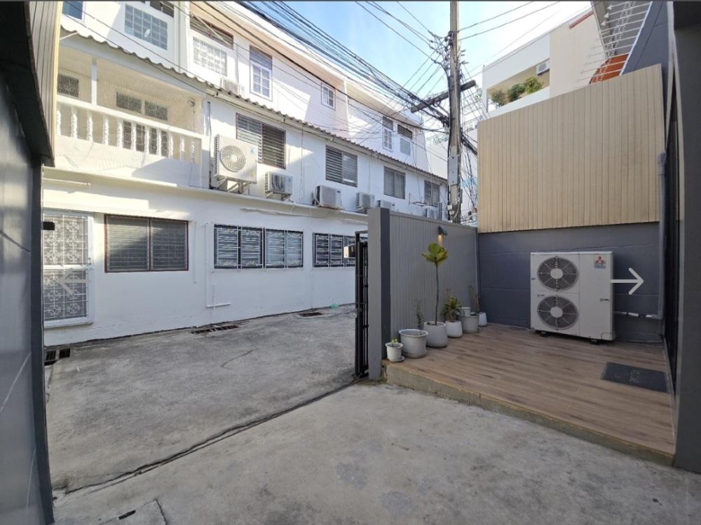 Таунхаус с 3 спальнями в Ваттхана, Таиланд № 62287