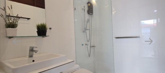 Moradia em banda T3 em Watthana, Thailand N.º 62287 13