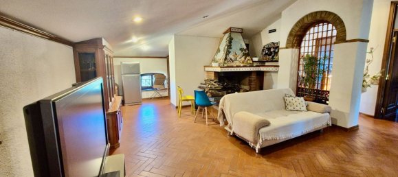 5 rooms Apartment in Todi, Italy No. 286696 19