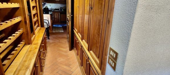 5 rooms Apartment in Todi, Italy No. 286696 17
