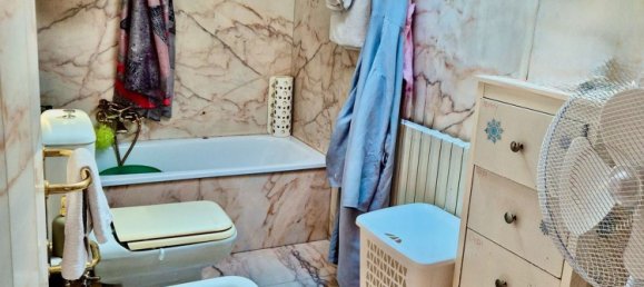 5 rooms Apartment in Todi, Italy No. 286696 3